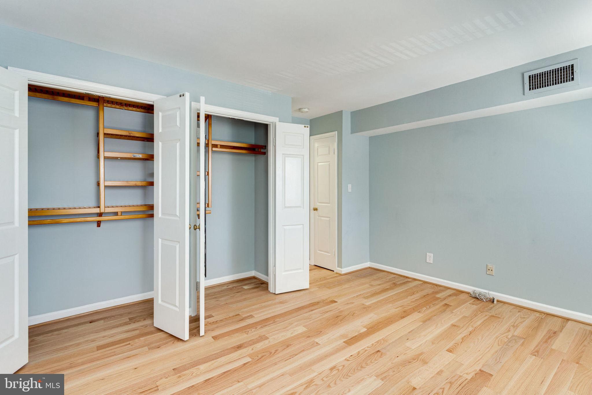 HARBOR TERRACE - Residential