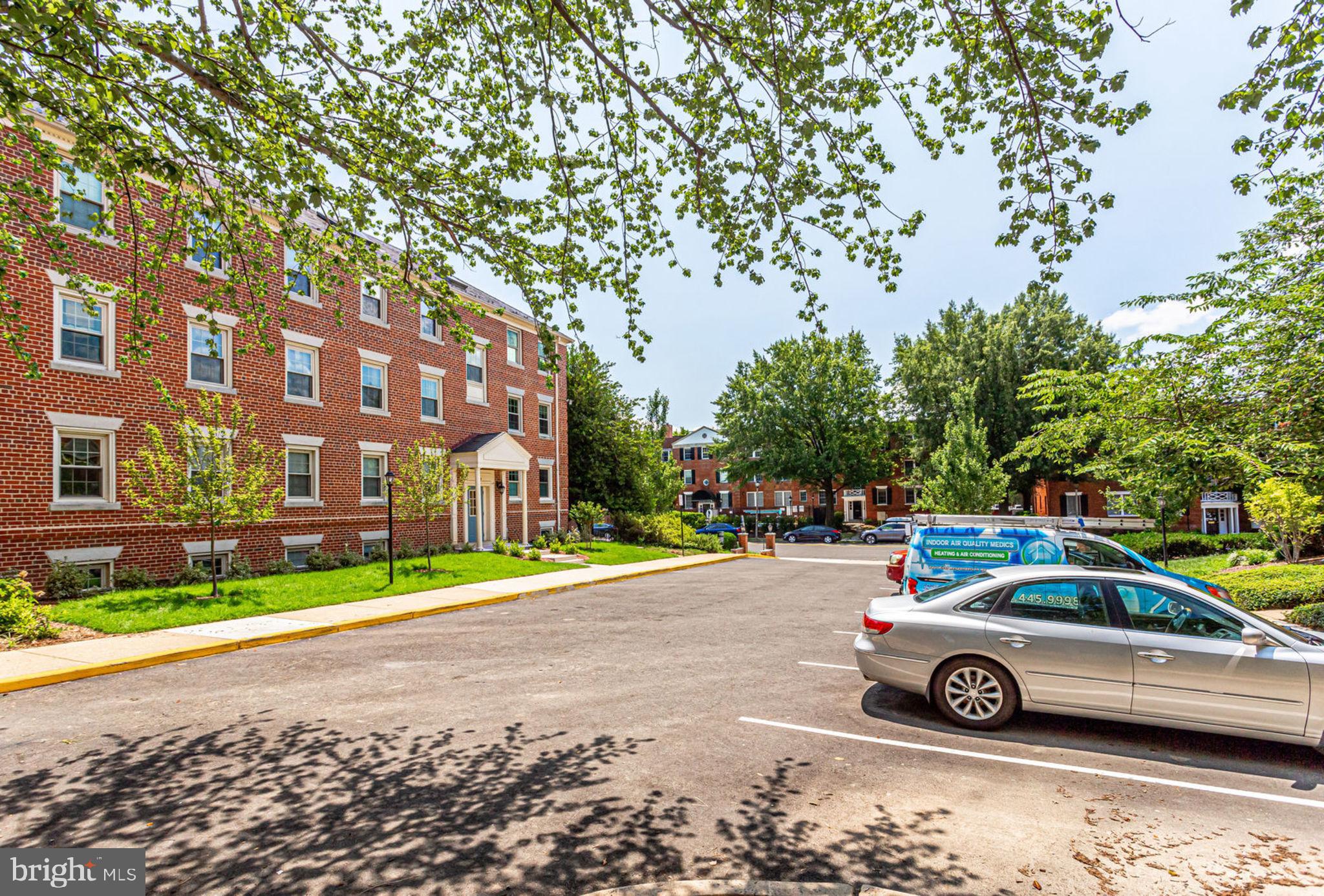 HARBOR TERRACE - Residential