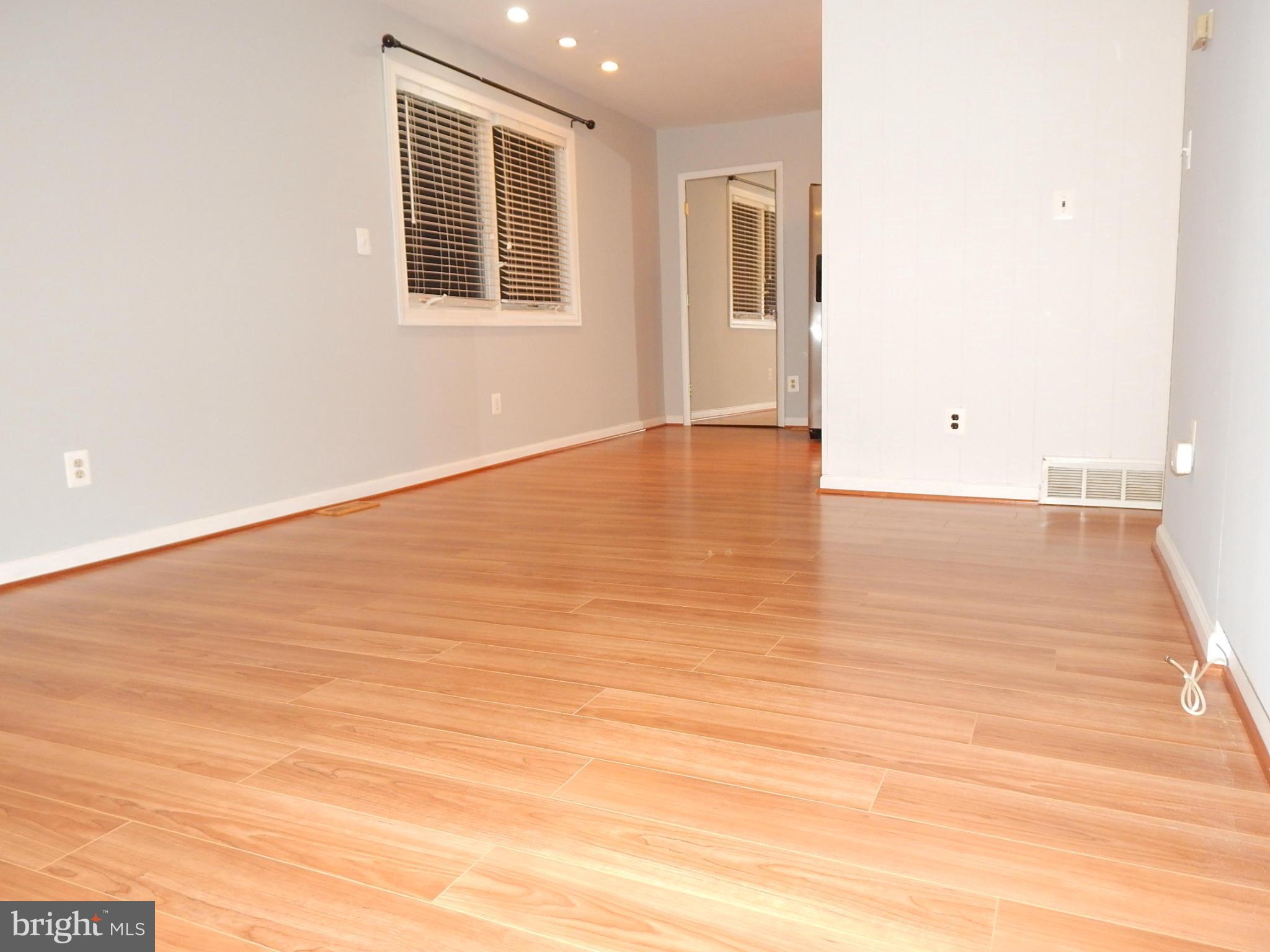 PASADENA MANOR - Residential