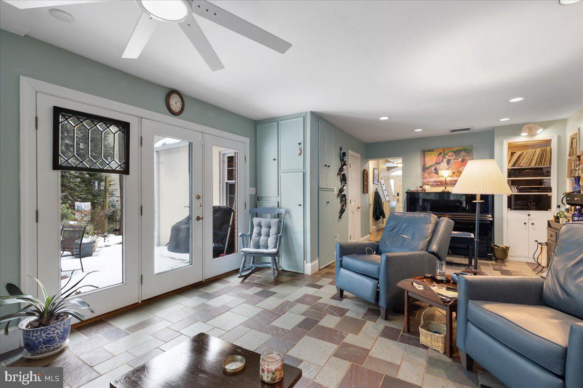 SLIGO PARK HILLS - Residential