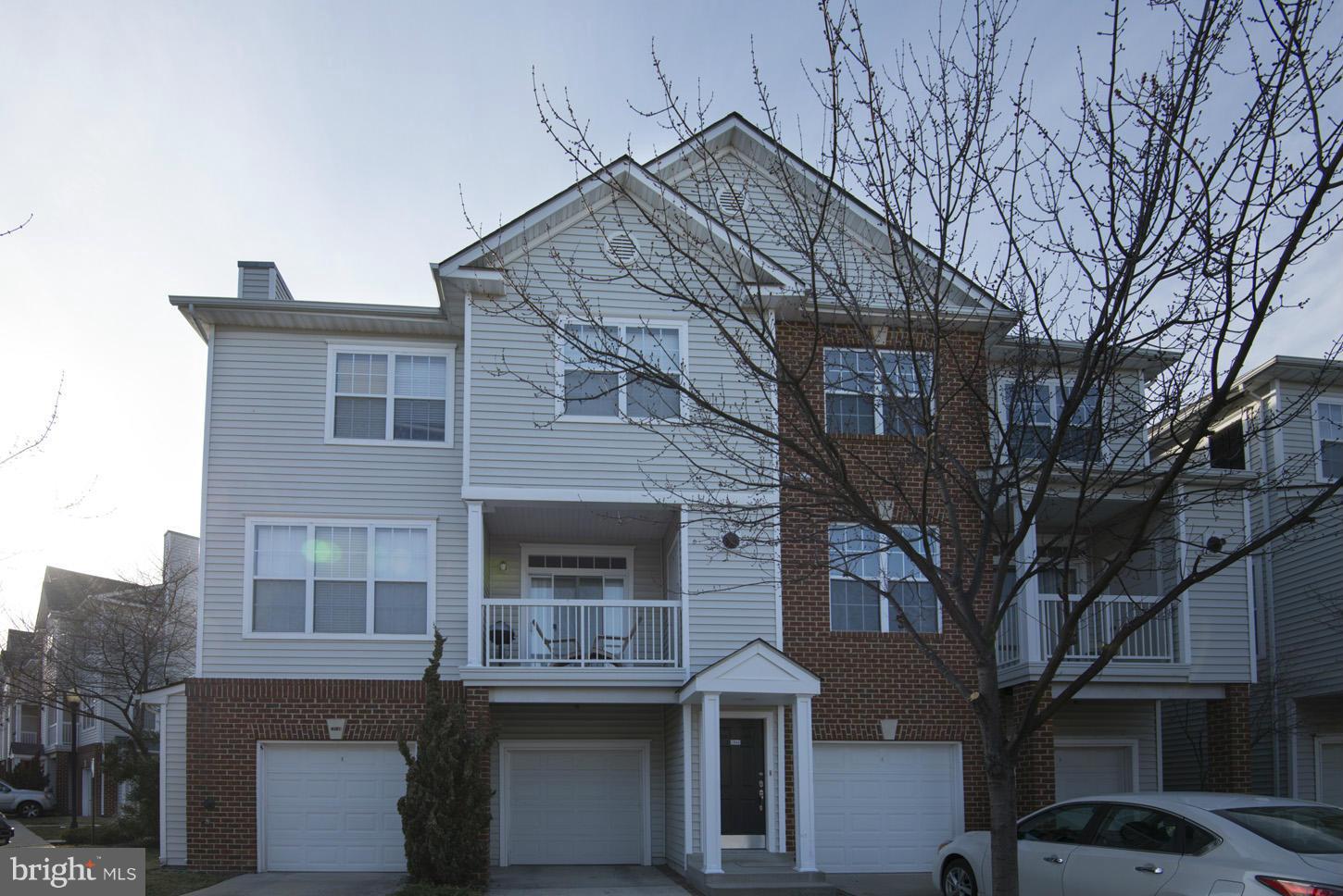 FOX MILL STATION - Residential