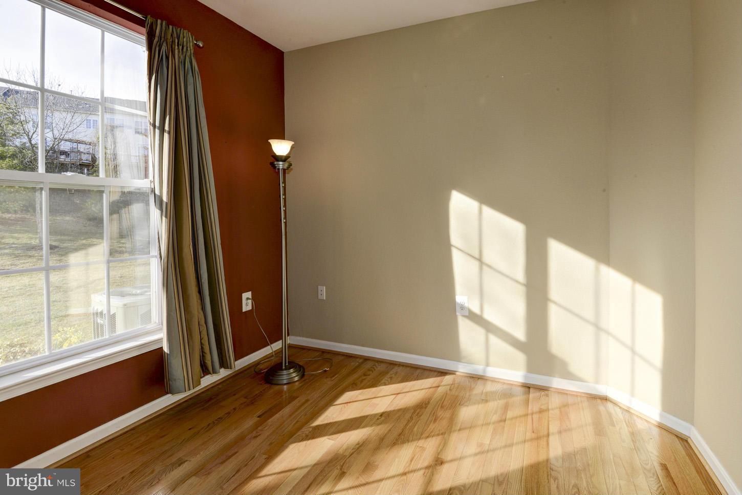 FOX MILL STATION - Residential