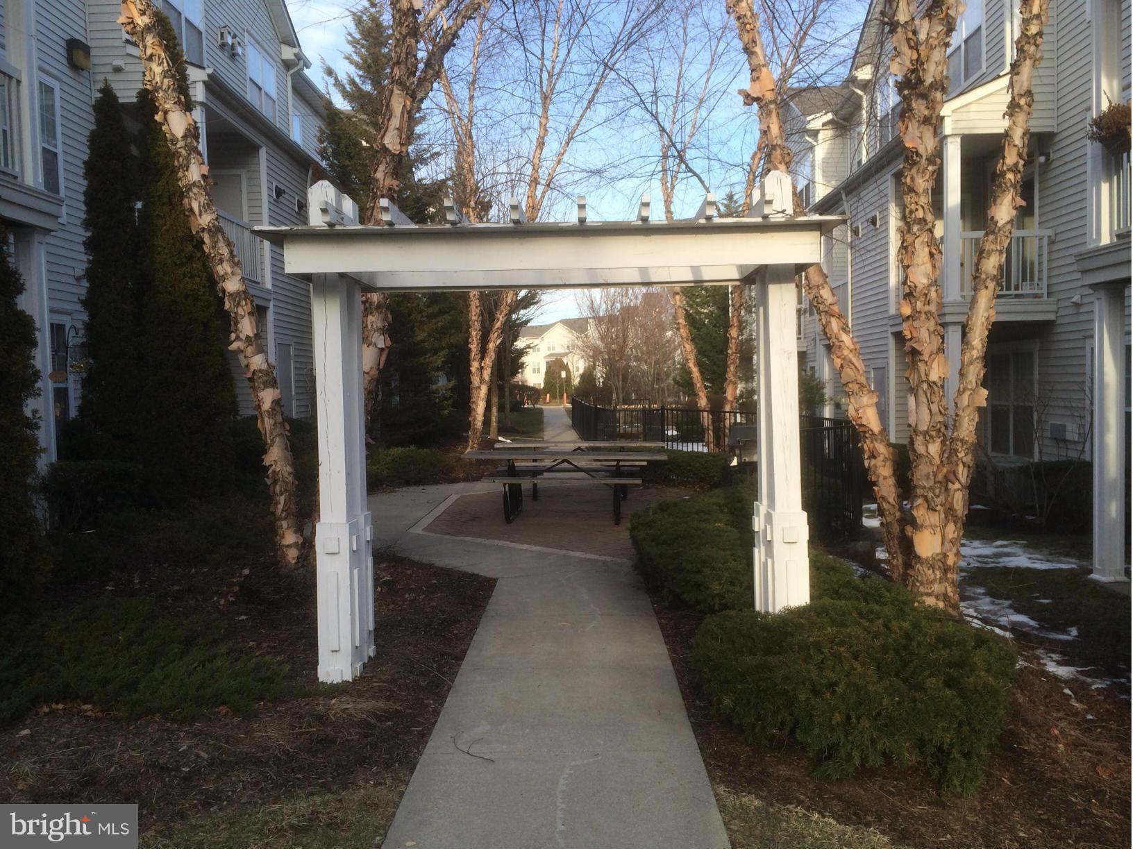 FOX MILL STATION - Residential