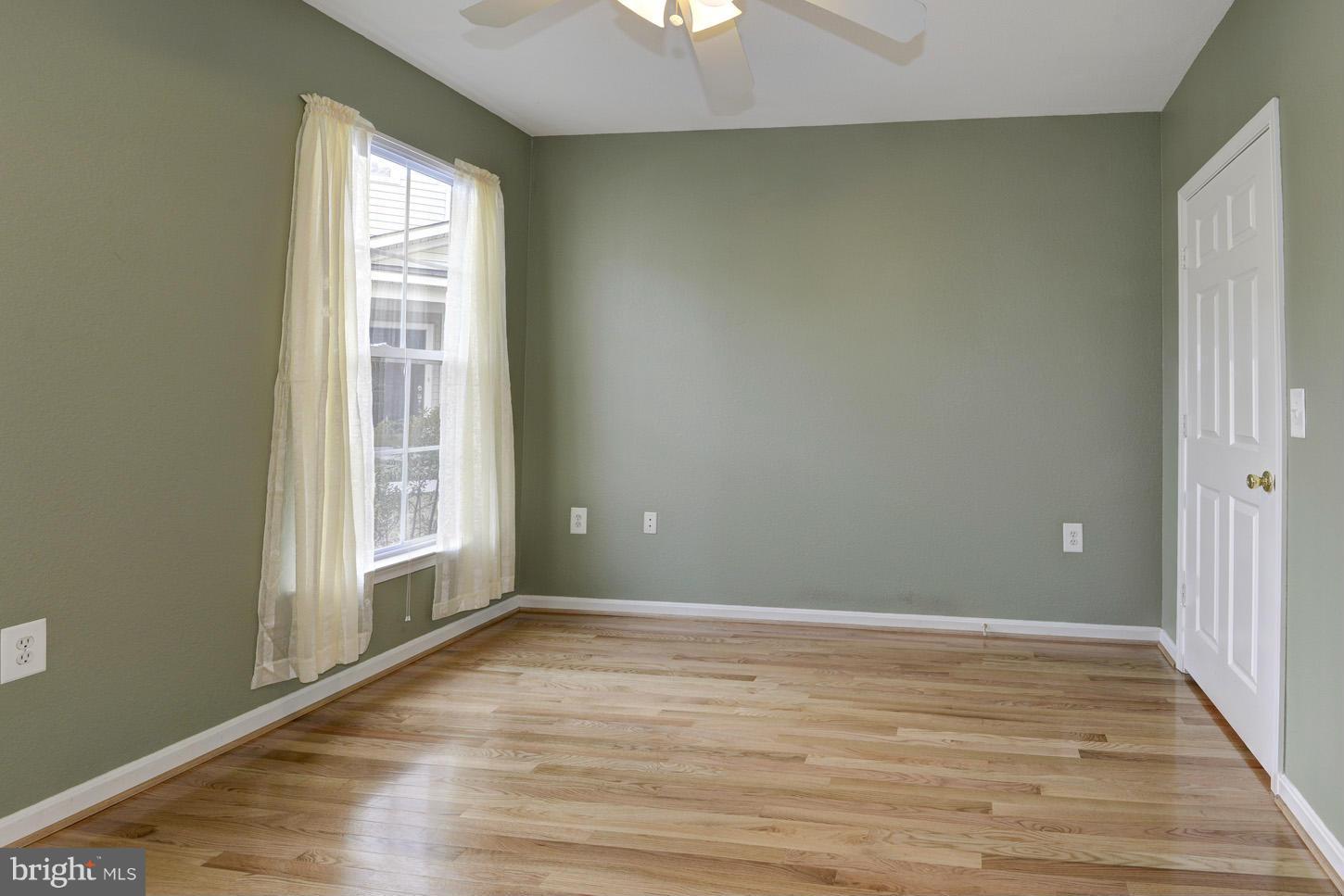 FOX MILL STATION - Residential