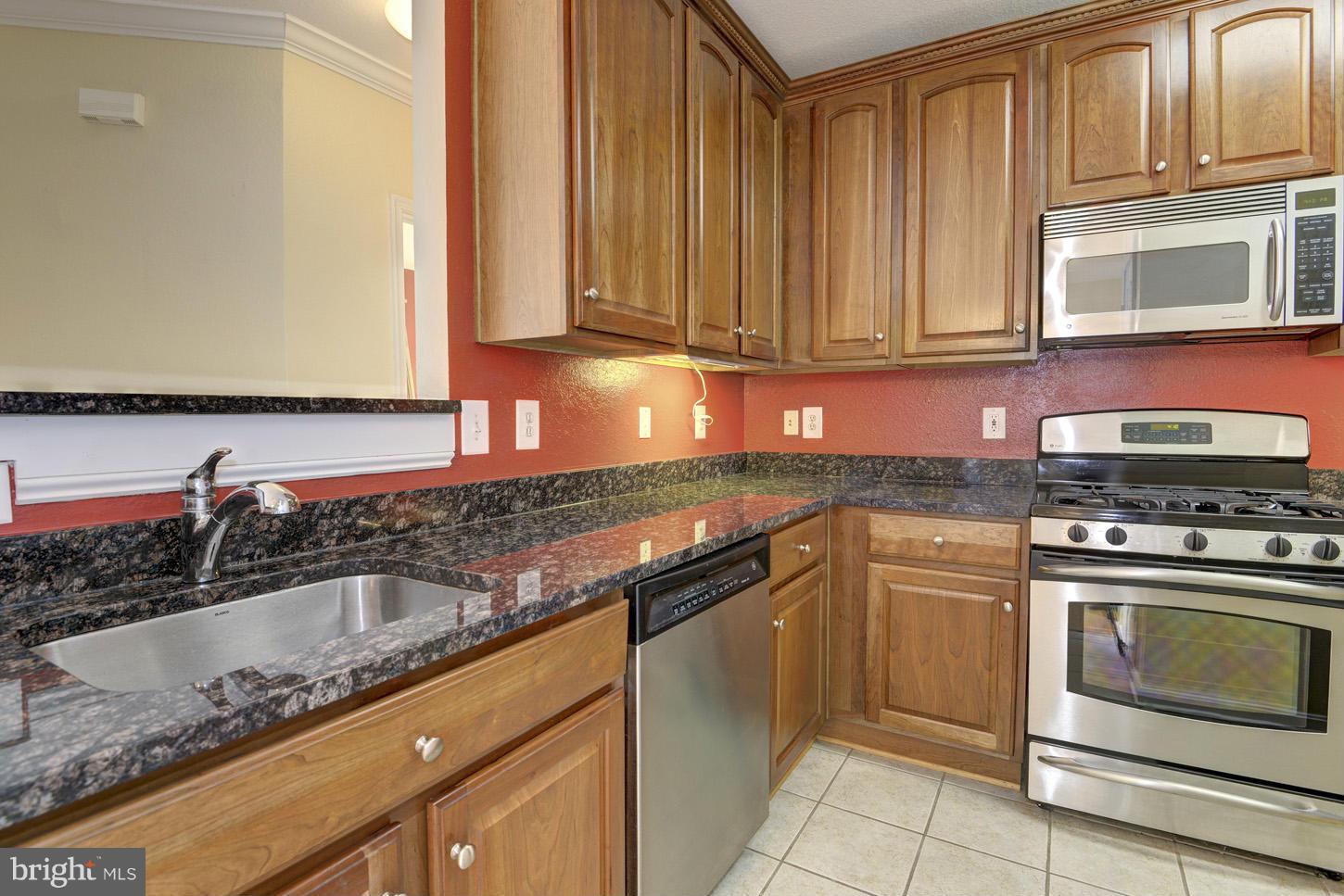 FOX MILL STATION - Residential