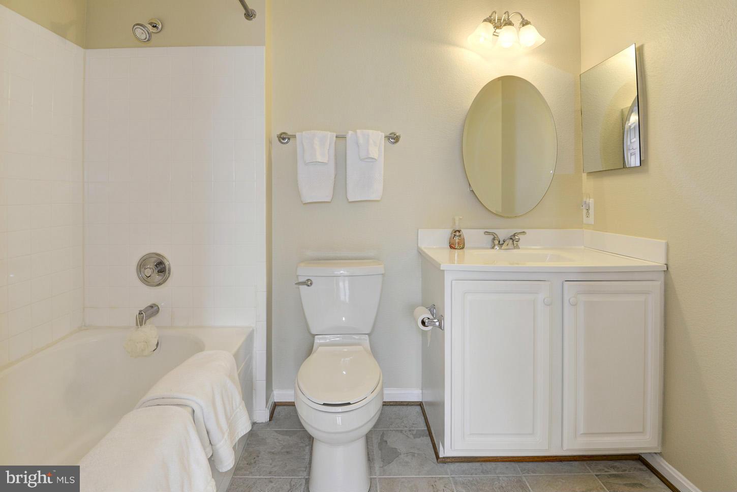 FOX MILL STATION - Residential