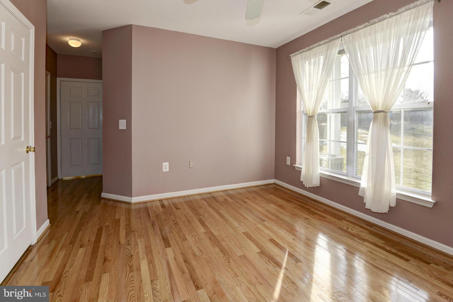 FOX MILL STATION - Residential