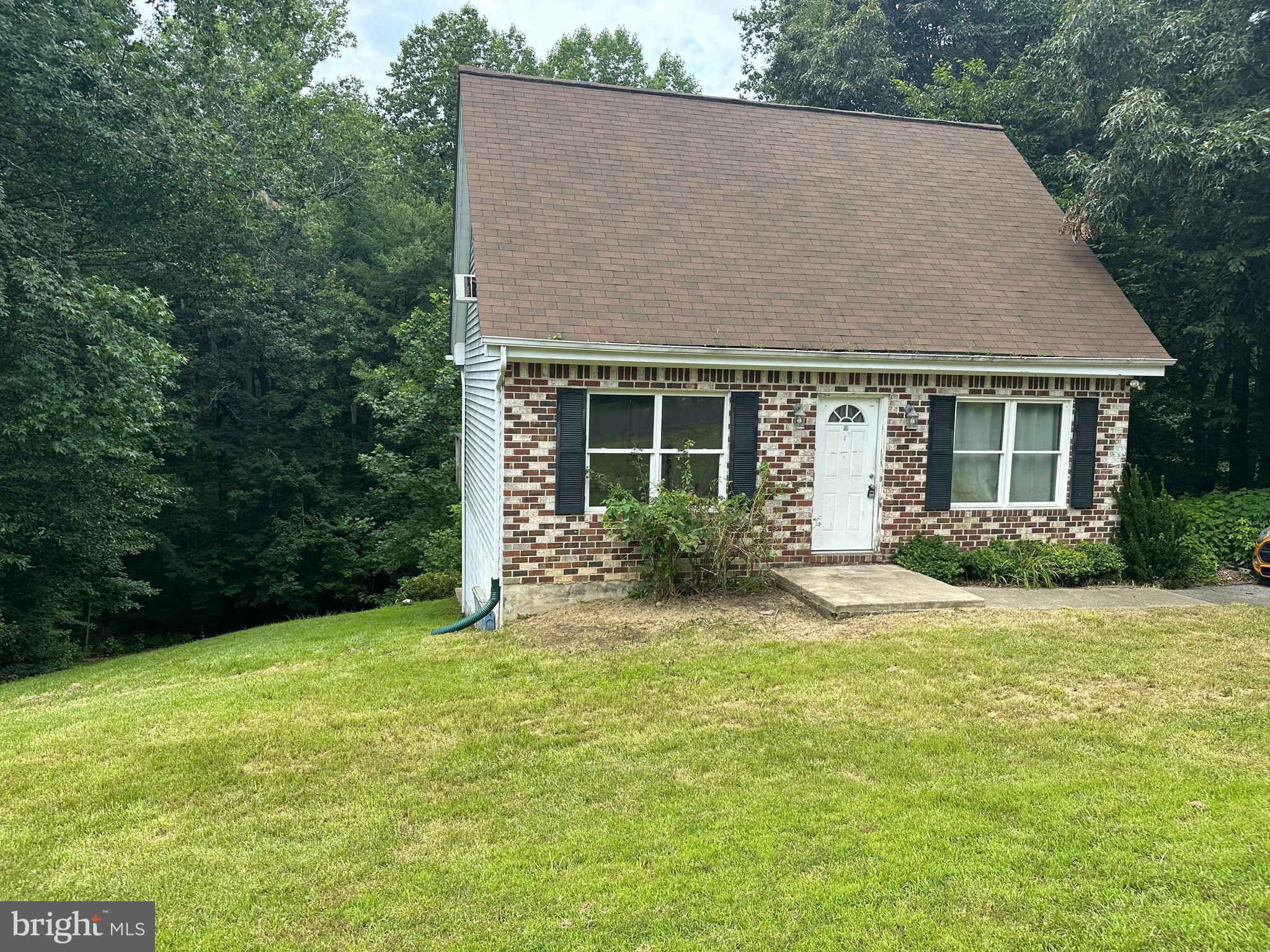 LAUREL RIDGE - Residential