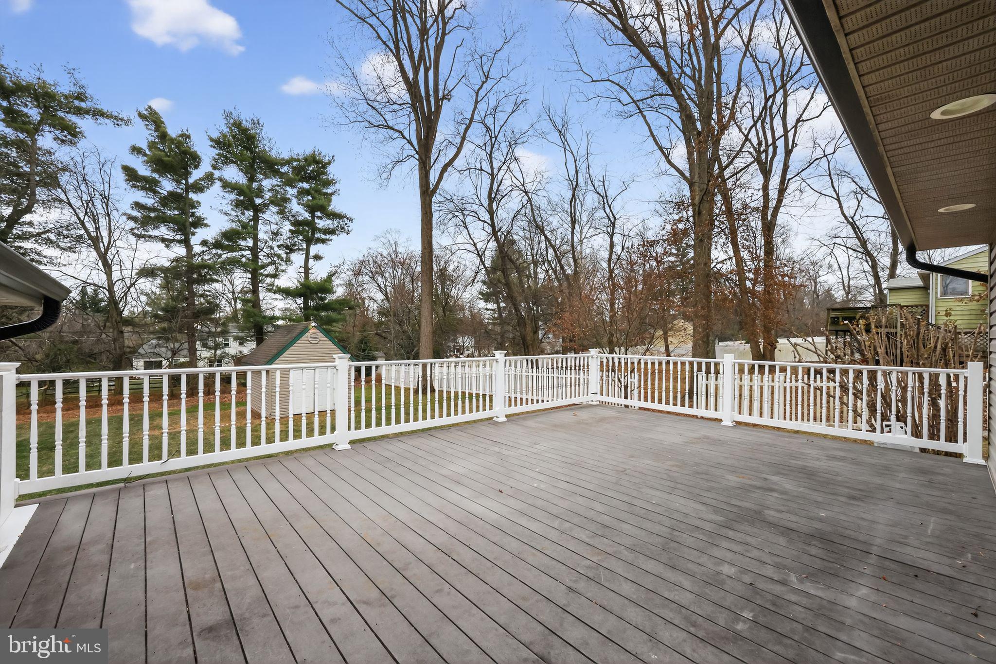 NORTHAMPTON HILLS - Residential