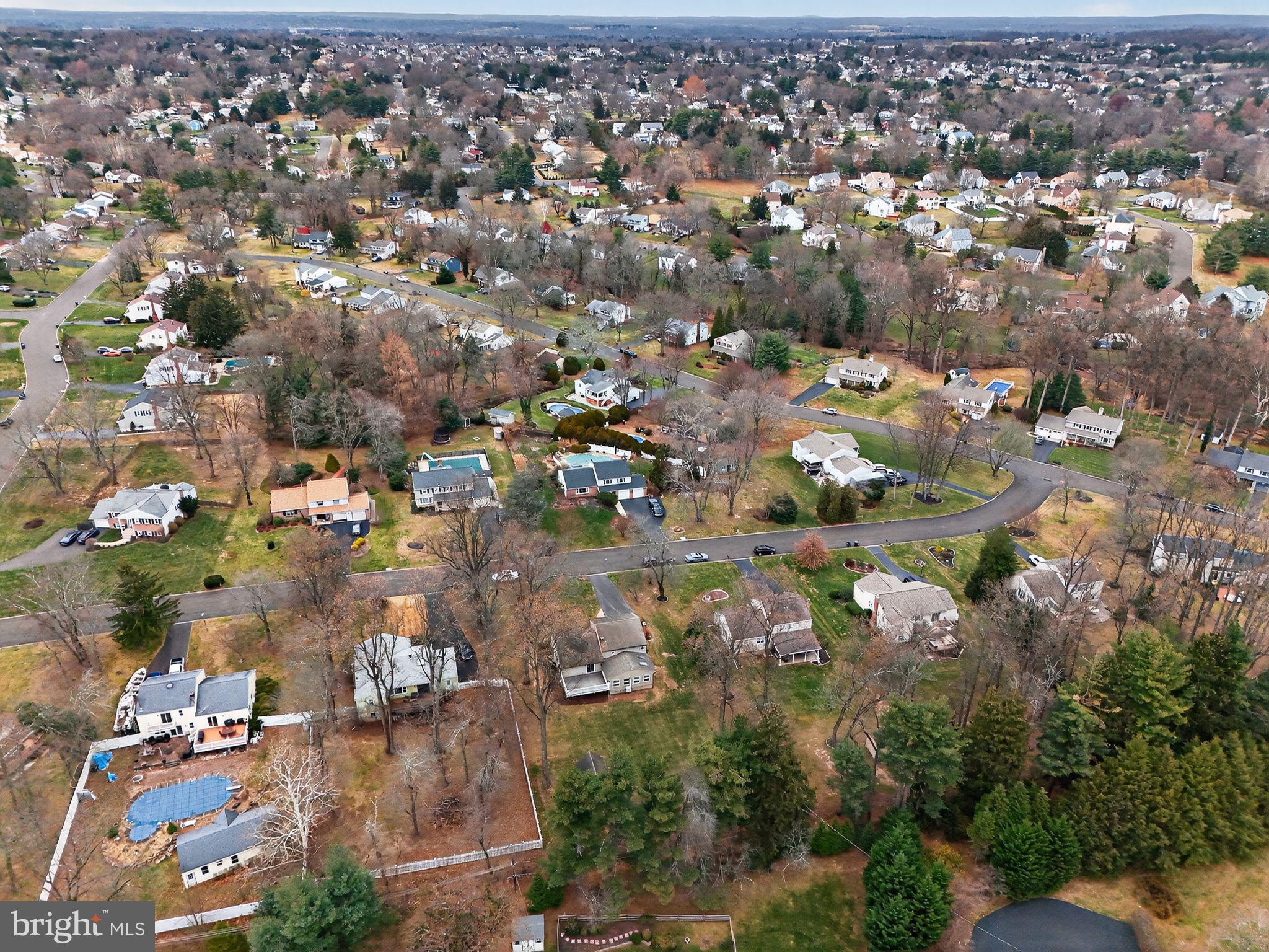 NORTHAMPTON HILLS - Residential