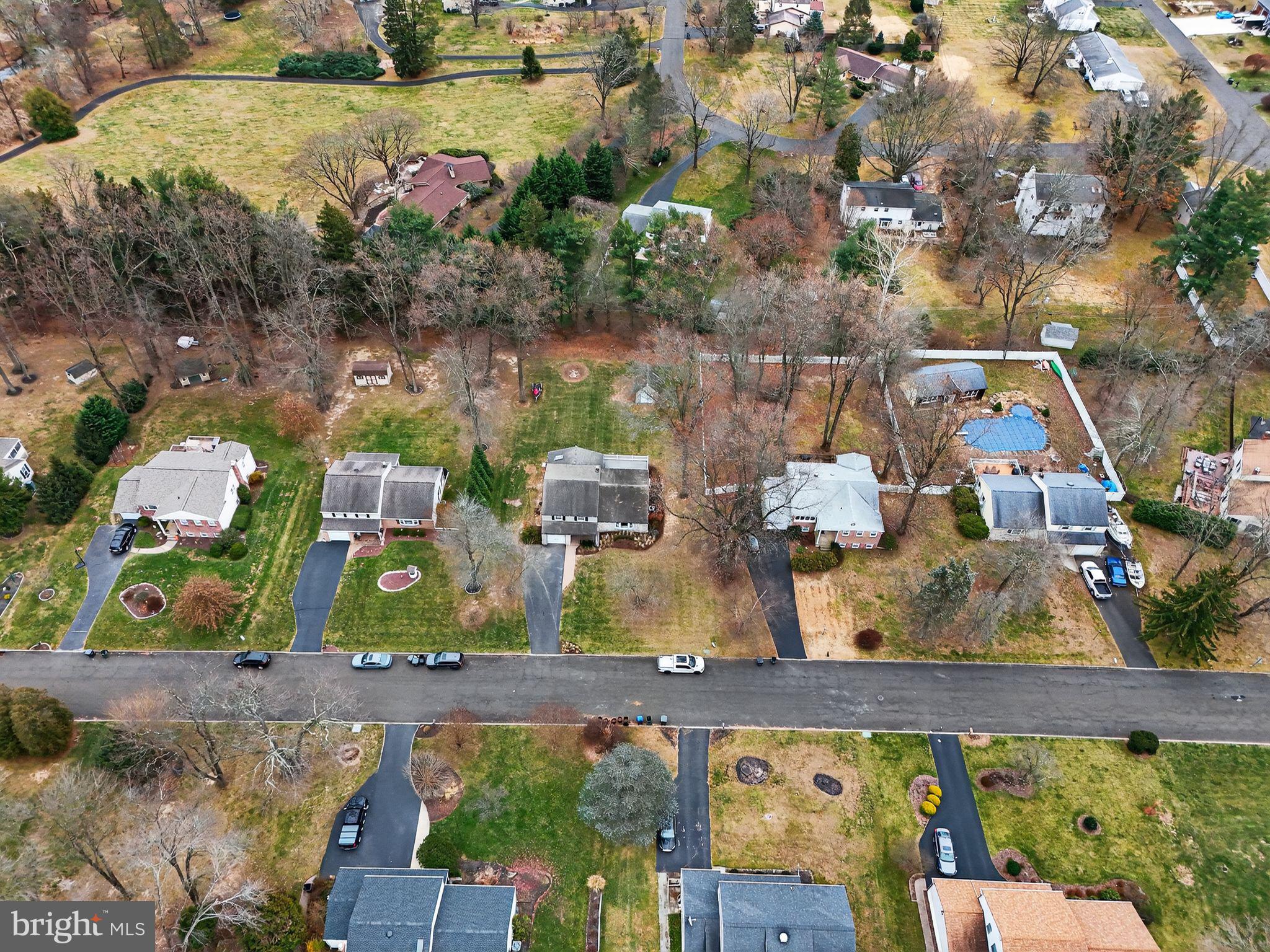 NORTHAMPTON HILLS - Residential