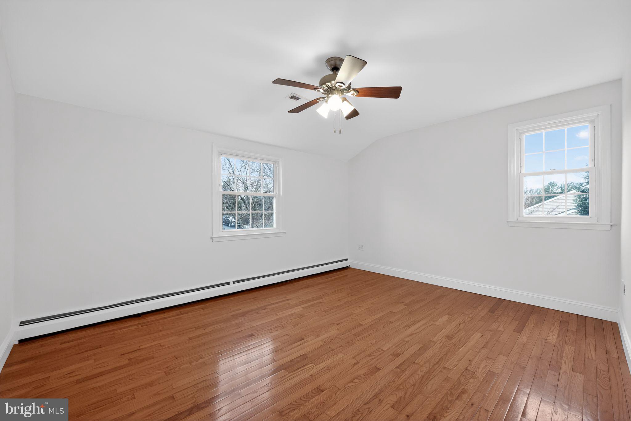 NORTHAMPTON HILLS - Residential