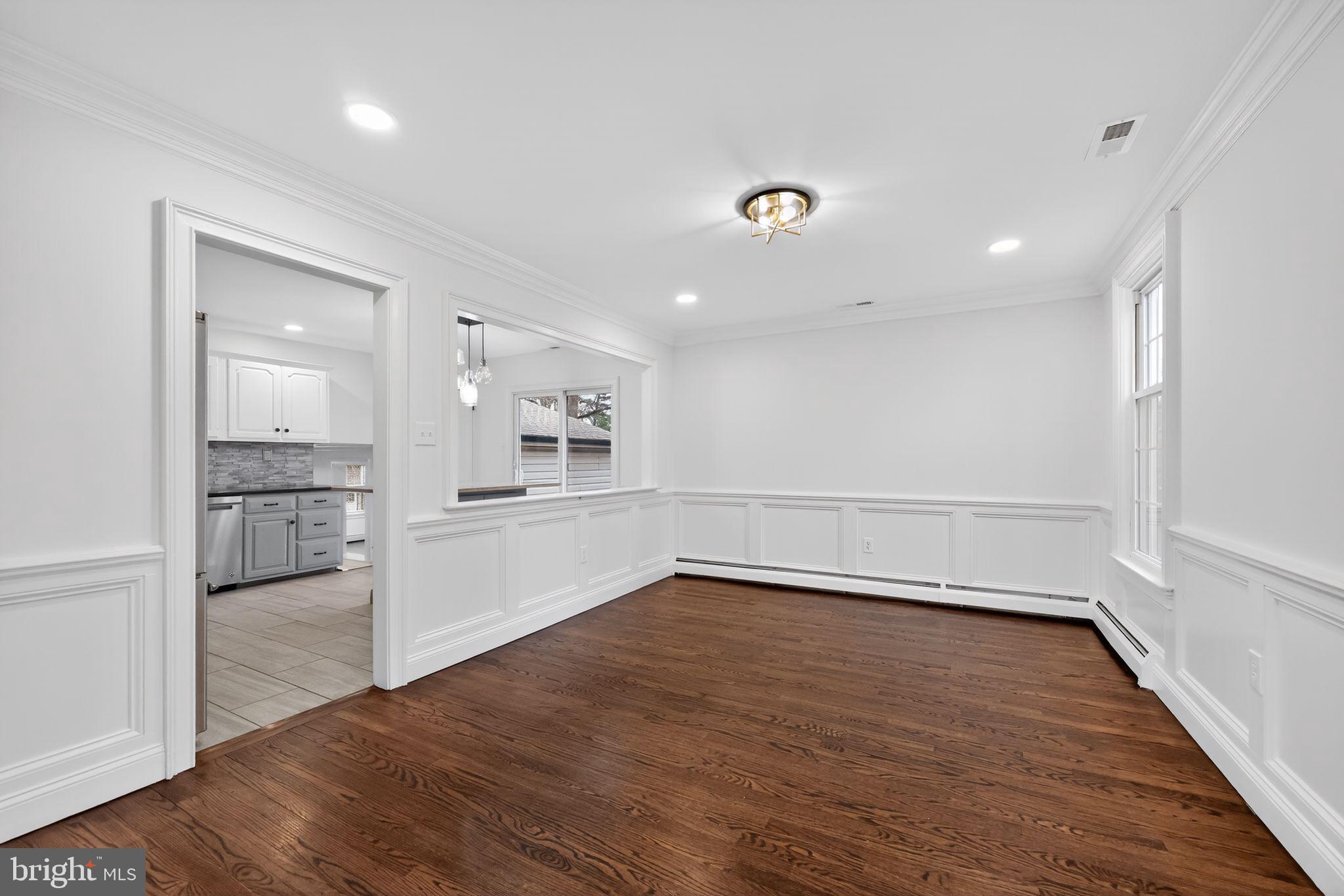 NORTHAMPTON HILLS - Residential