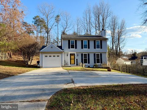 18817 KERILL ROAD TRIANGLE VA 22172