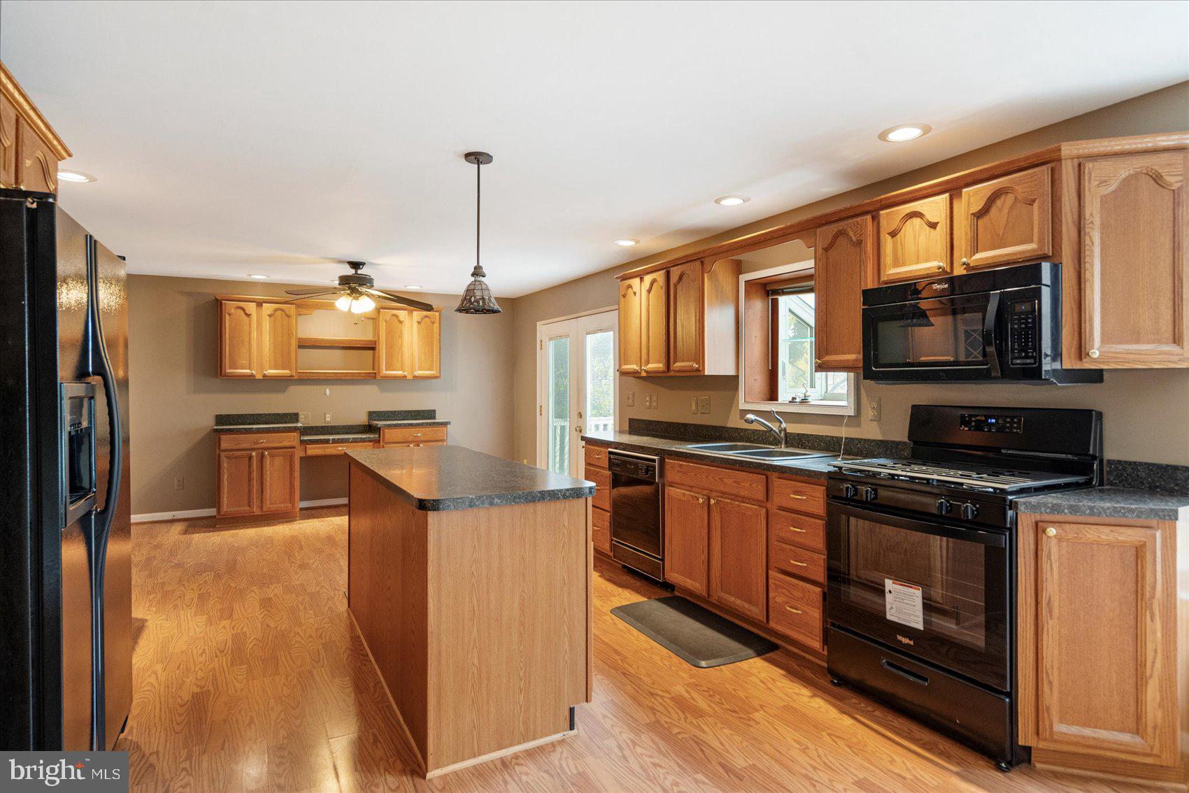 PERRYVALE - Residential