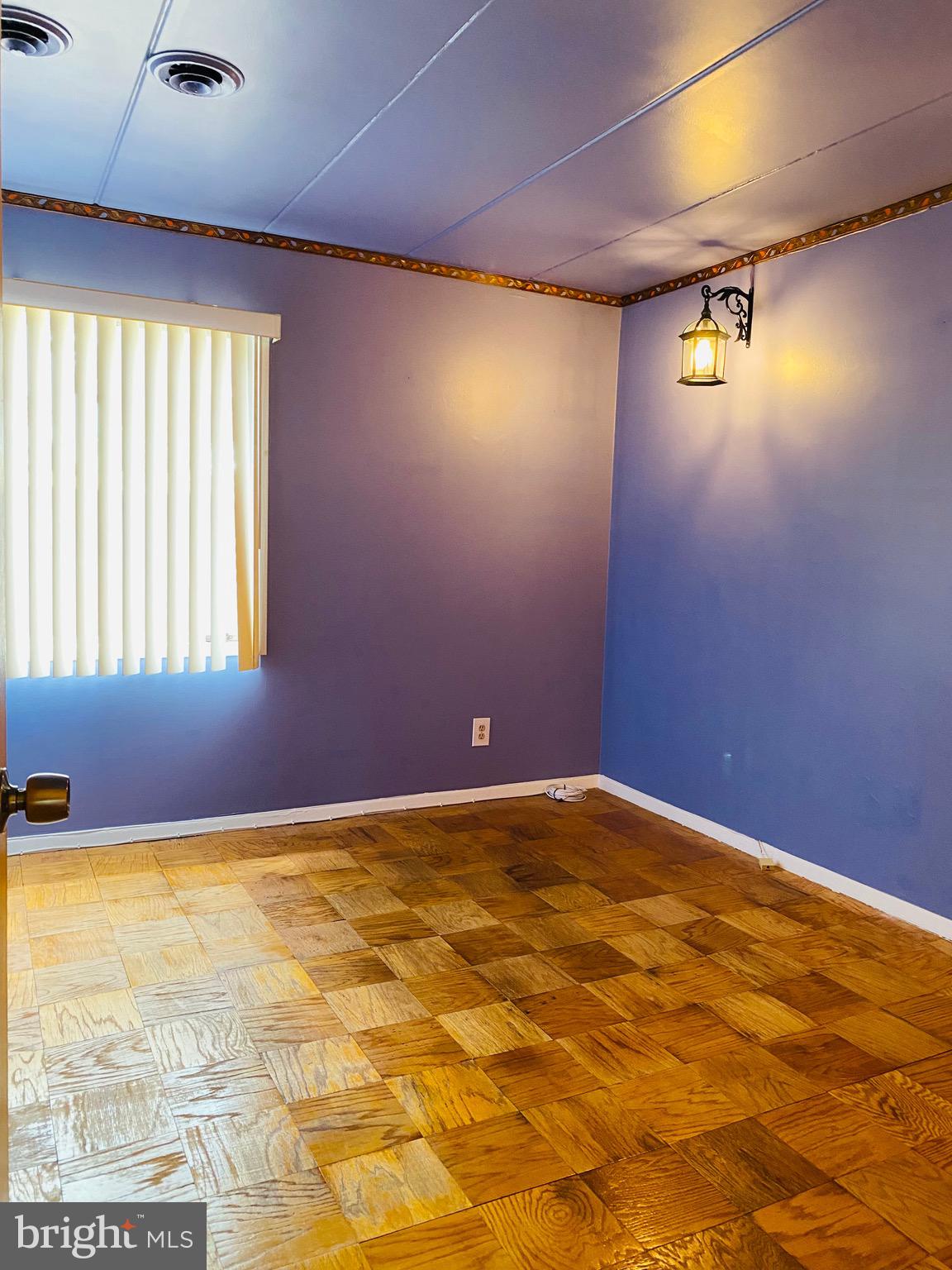 HUNTINGTON CLUB - Residential