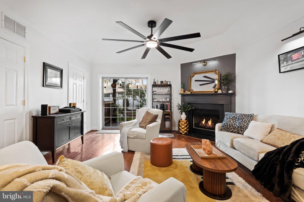 Photo of 913 N Hancock Street, PHILADELPHIA, PA 19123 (MLS # PAPH2674286)