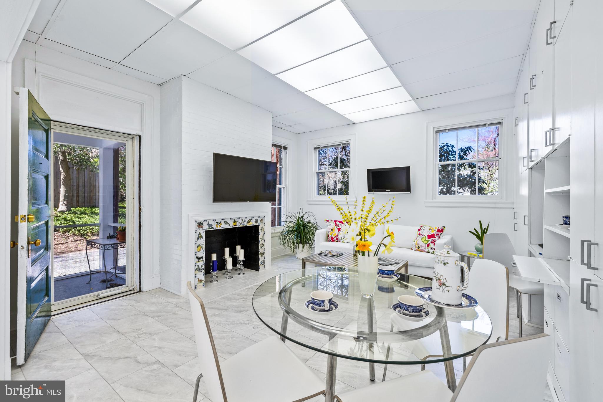 RUXTON - Residential