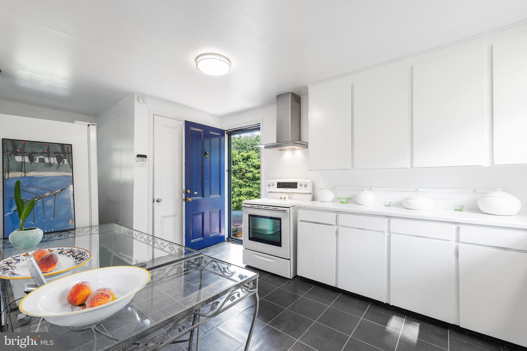 RUXTON - Residential