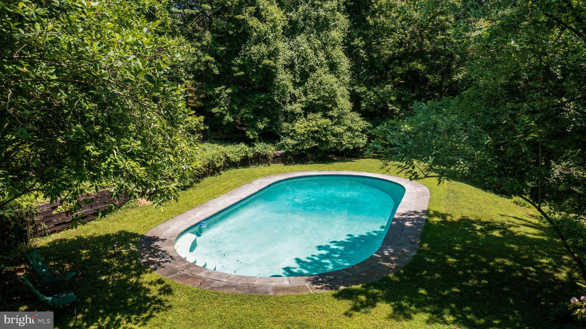 RUXTON - Residential