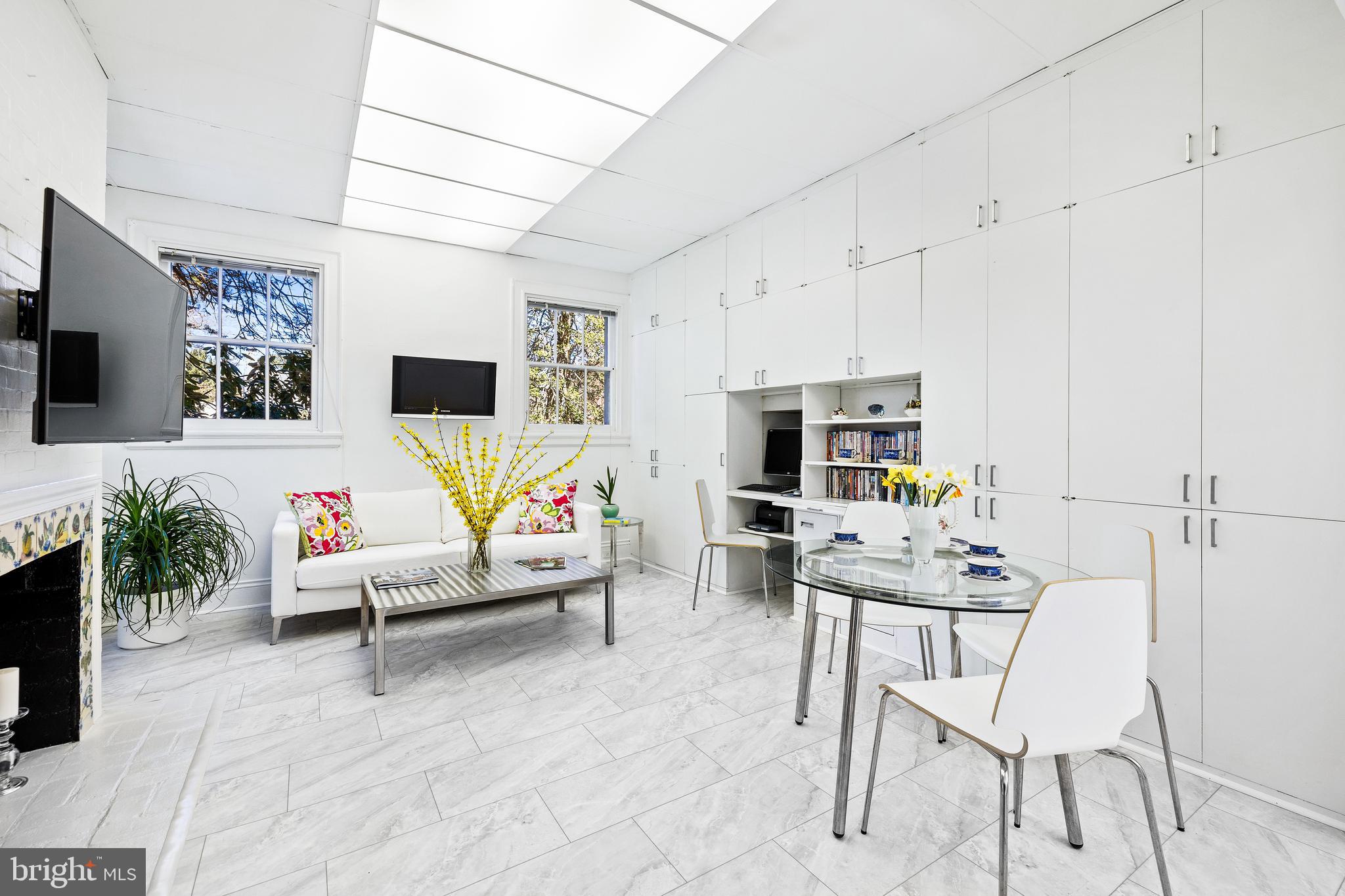 RUXTON - Residential