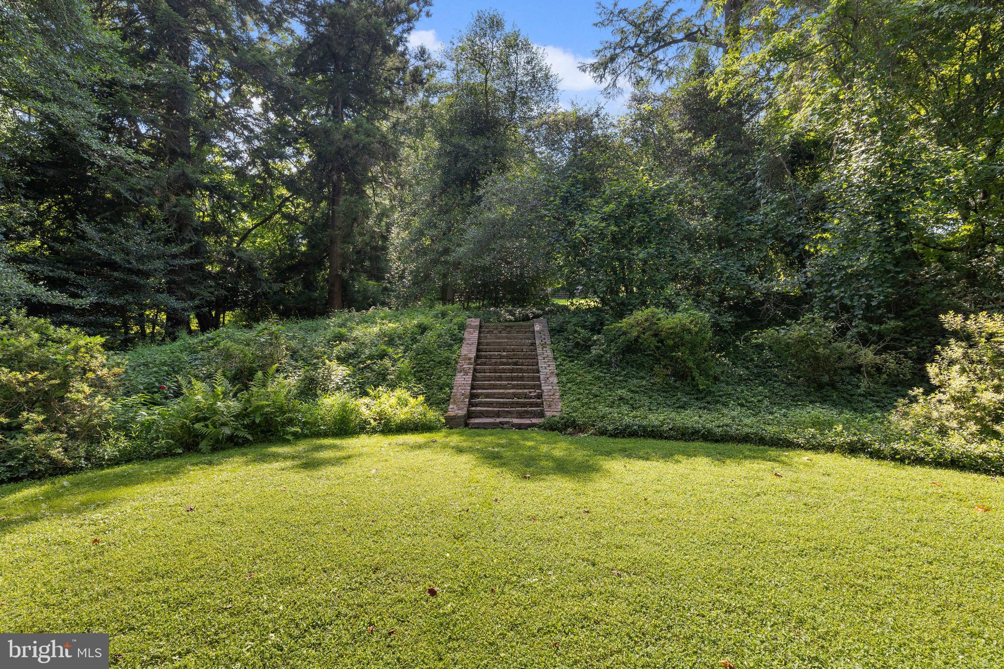 RUXTON - Residential