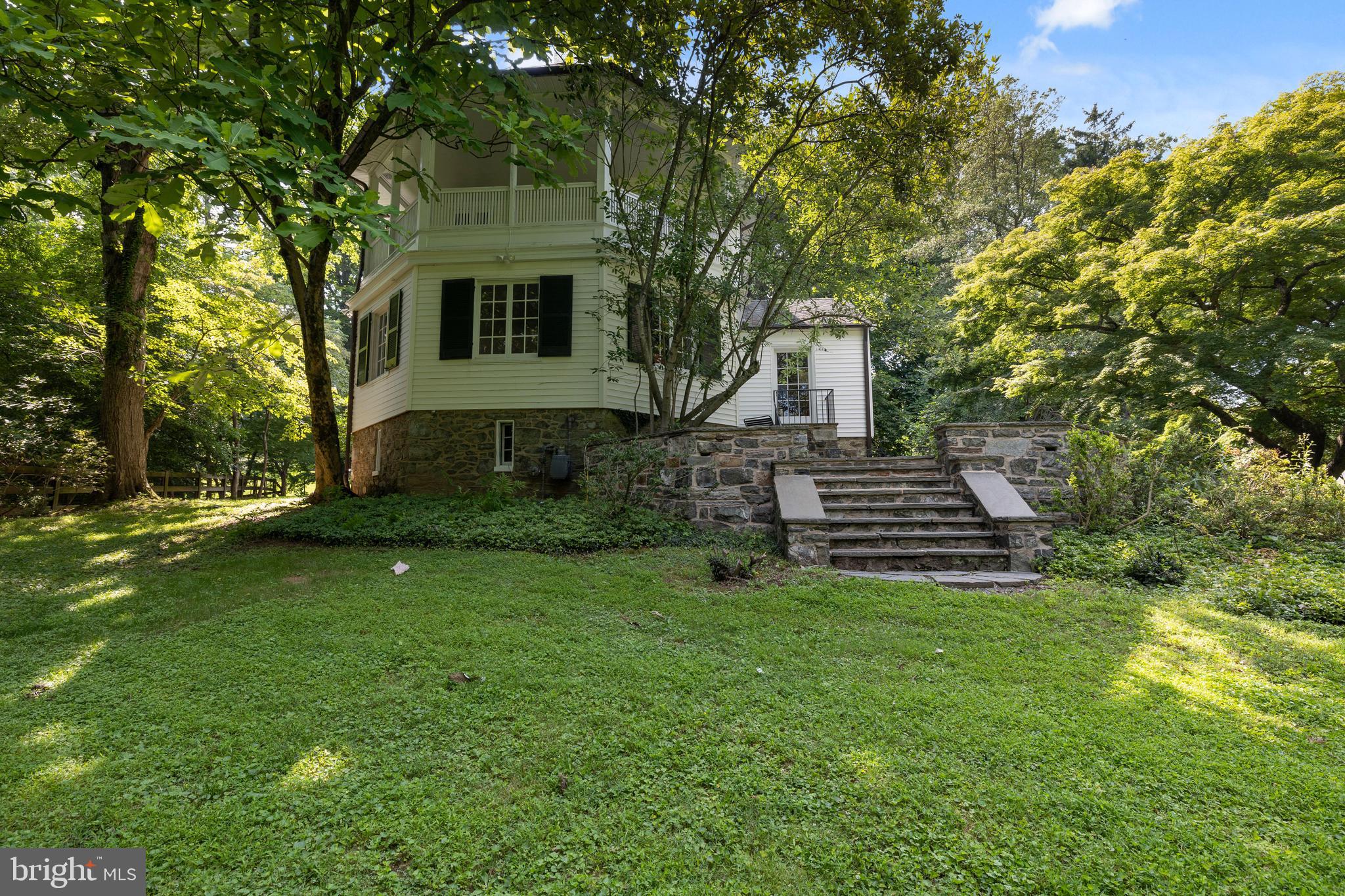 RUXTON - Residential