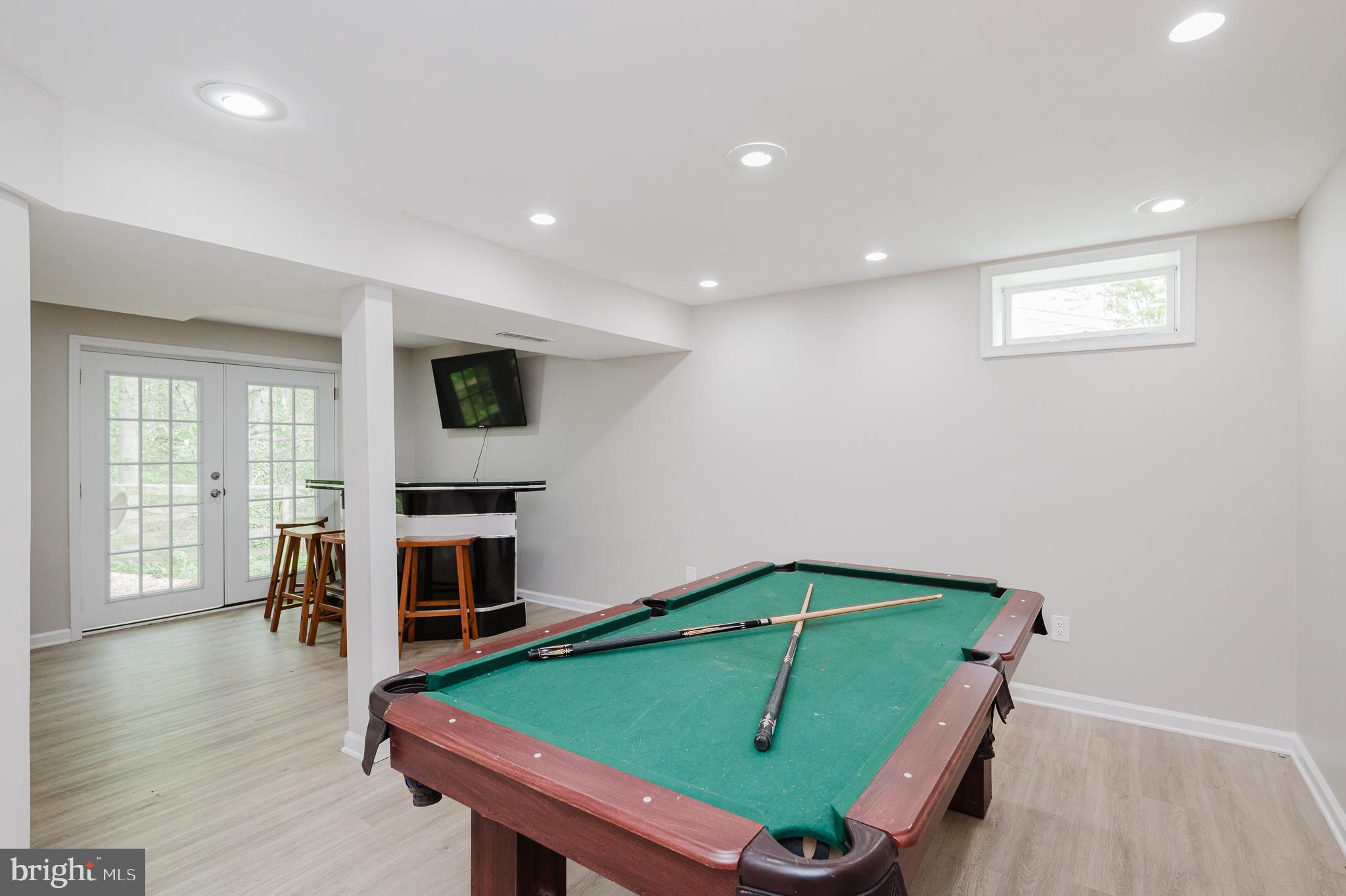 BROADVIEW - Residential