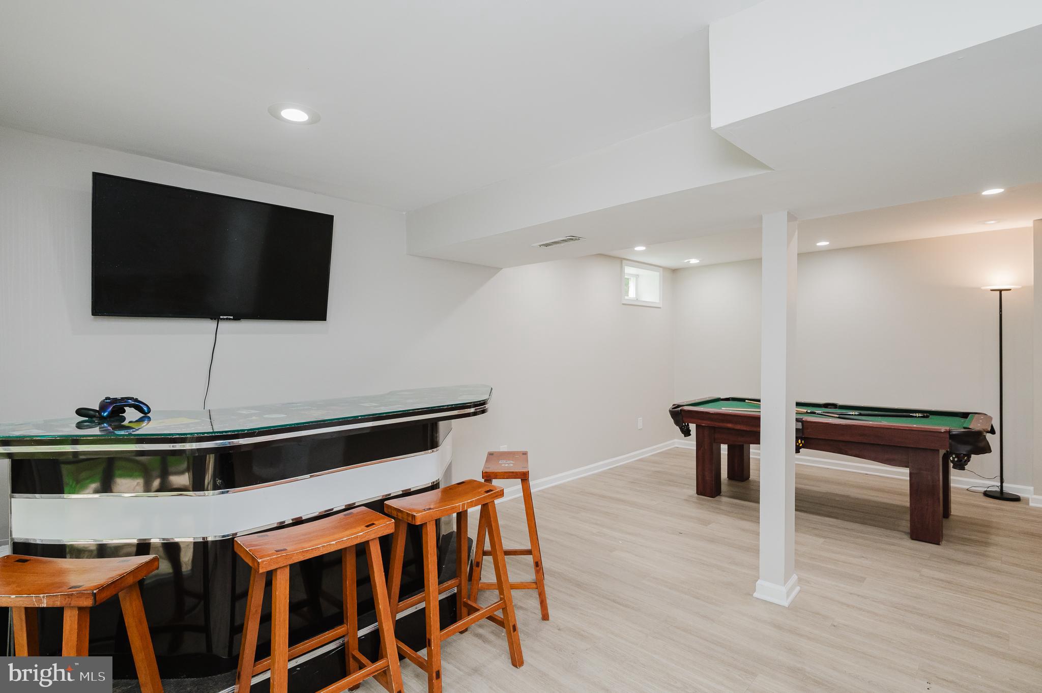 BROADVIEW - Residential