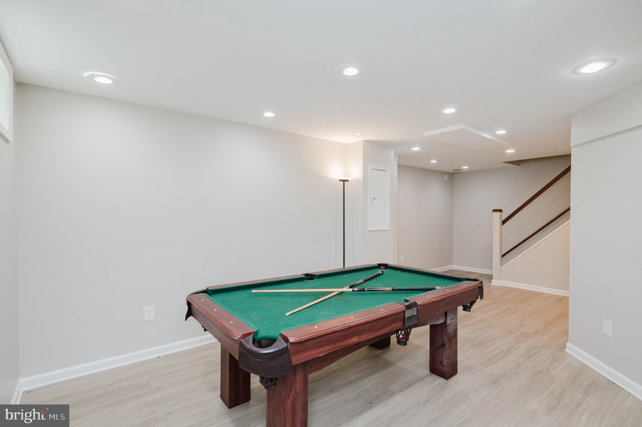 BROADVIEW - Residential