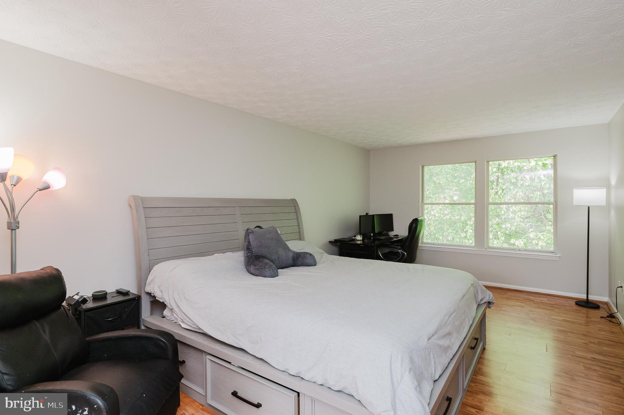 BROADVIEW - Residential