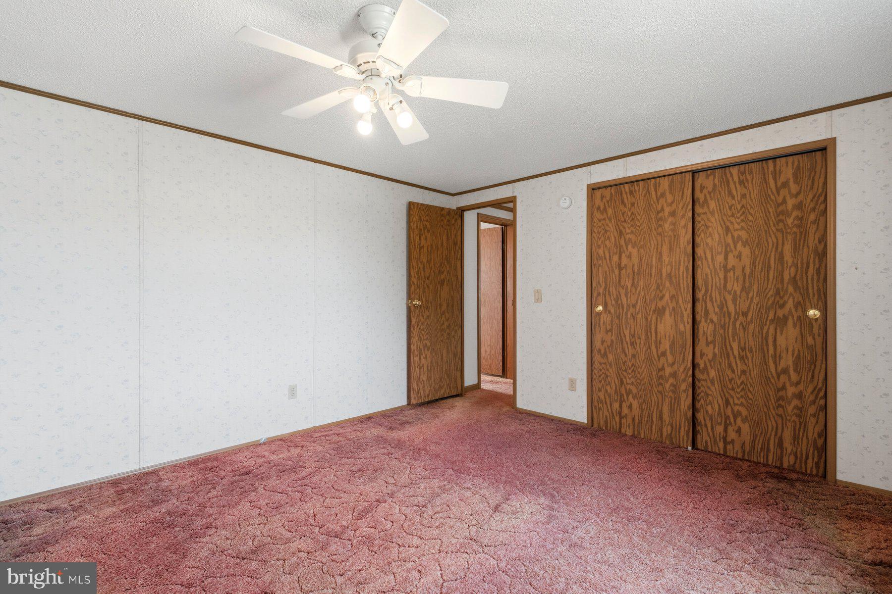 CLOVER LANE - Residential