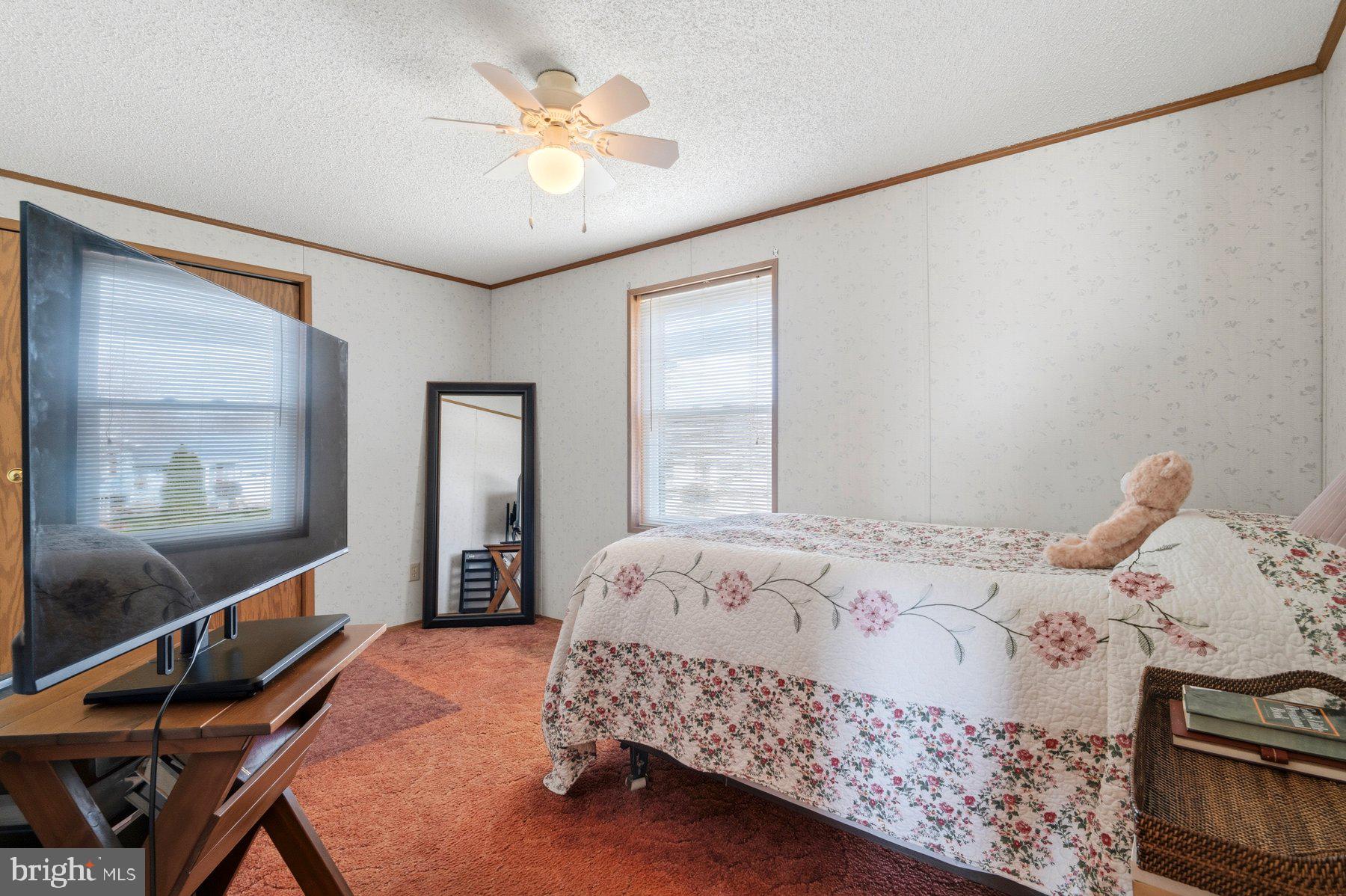 CLOVER LANE - Residential