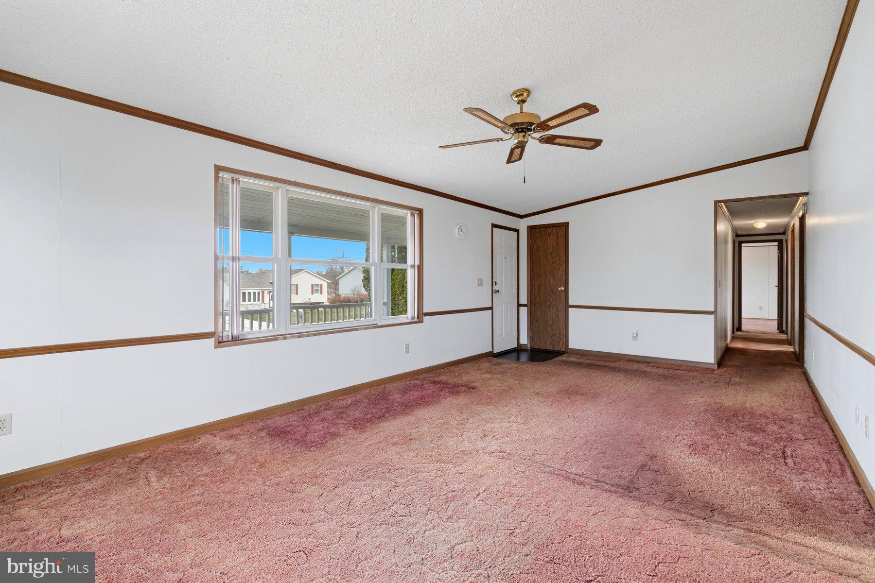 CLOVER LANE - Residential