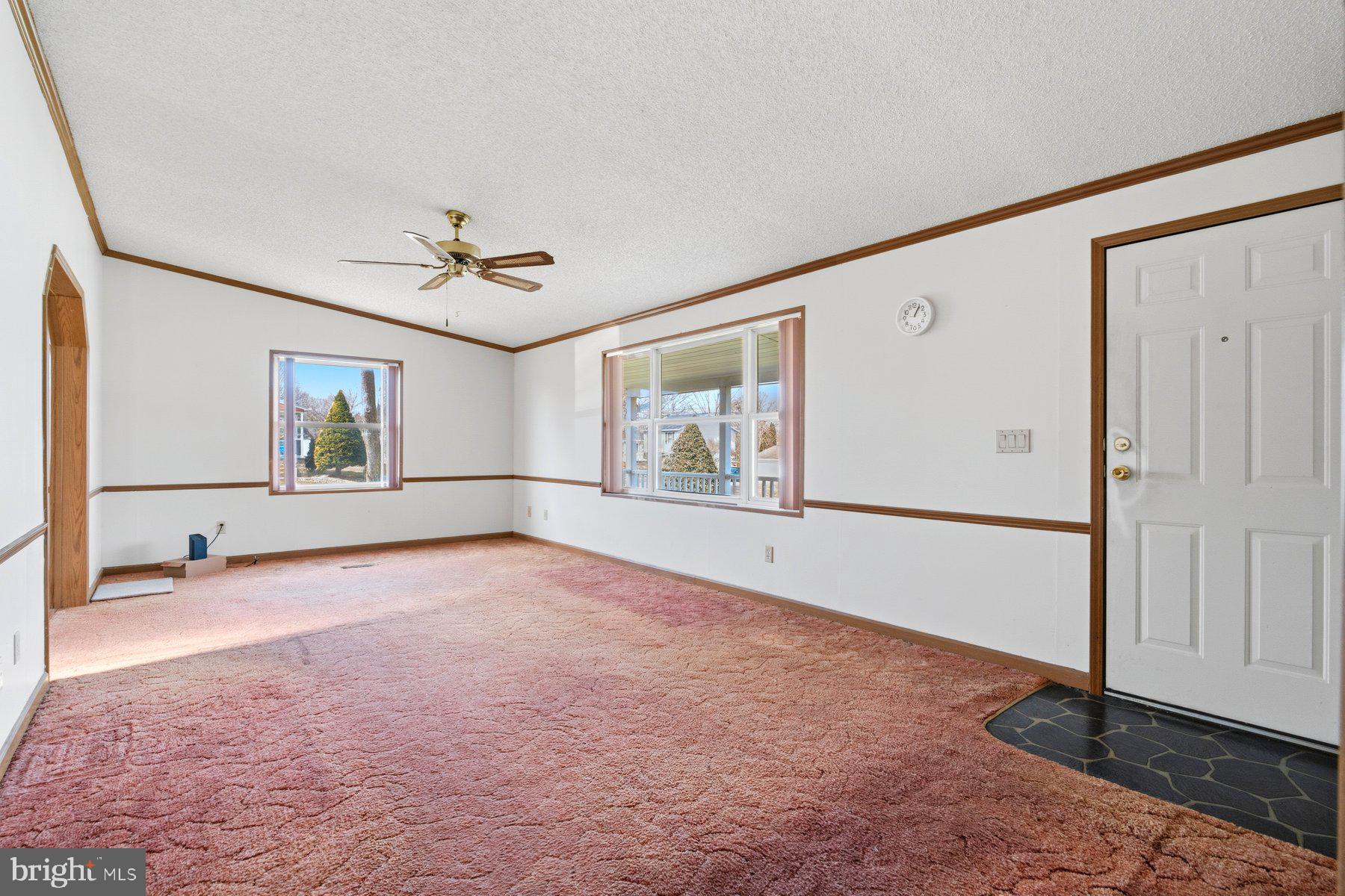 CLOVER LANE - Residential