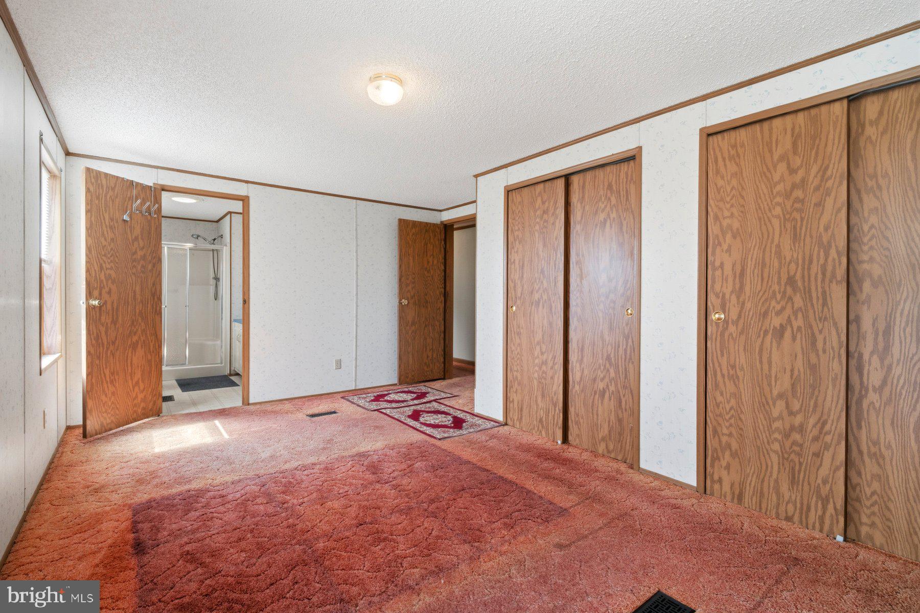 CLOVER LANE - Residential