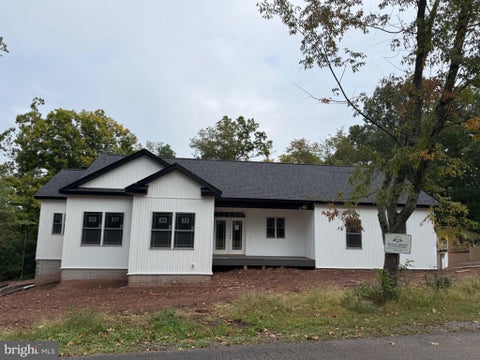 Homes For Sale - 259 Grove Heights Road<br/> BERKELEY SPRINGS, WV 25411