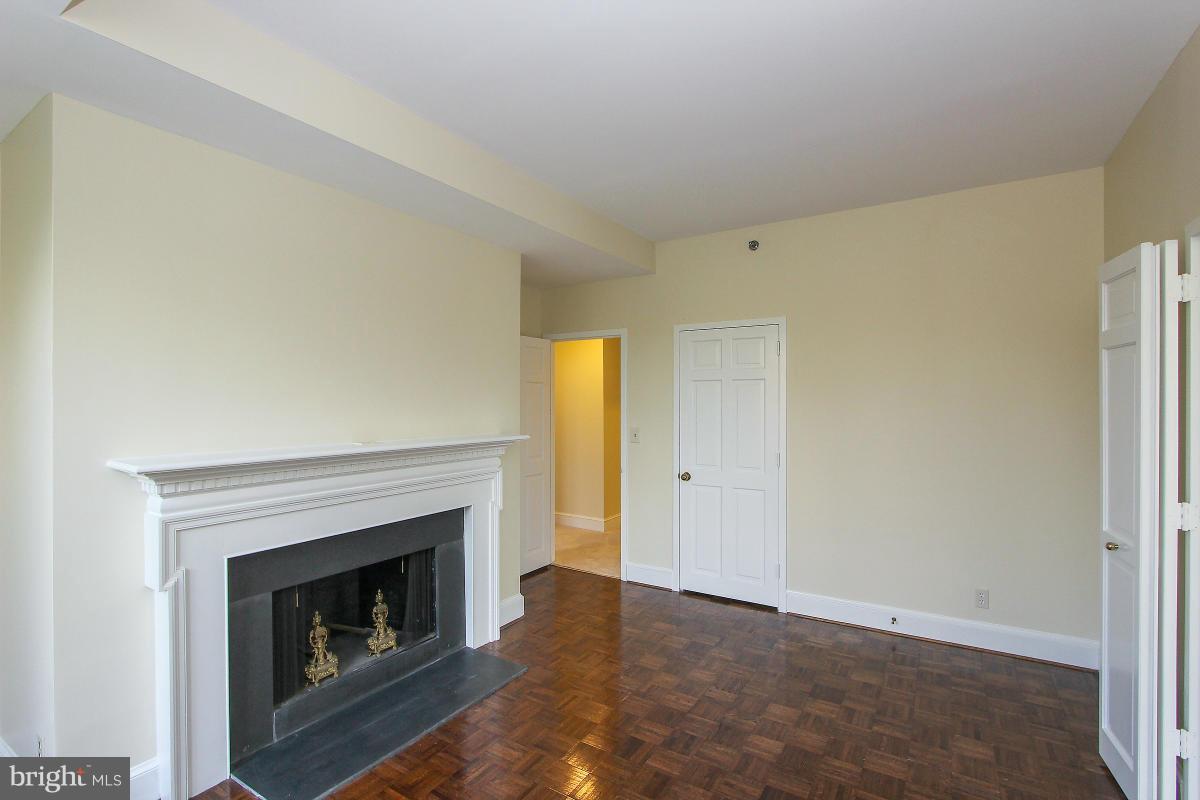 8101 CONN AVE - Residential