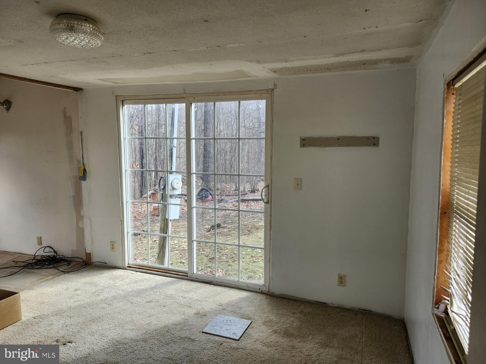 WOODLAND ESTATES - Residential