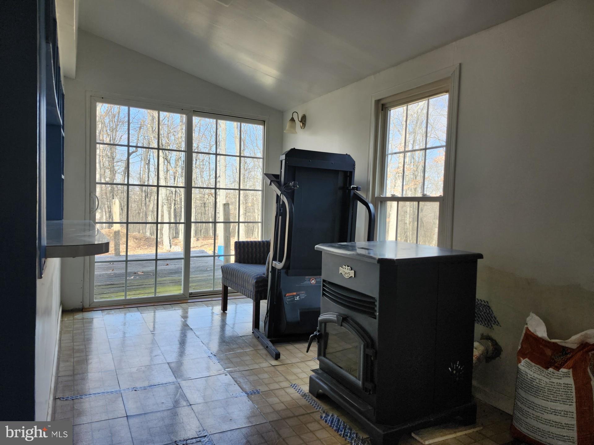 WOODLAND ESTATES - Residential