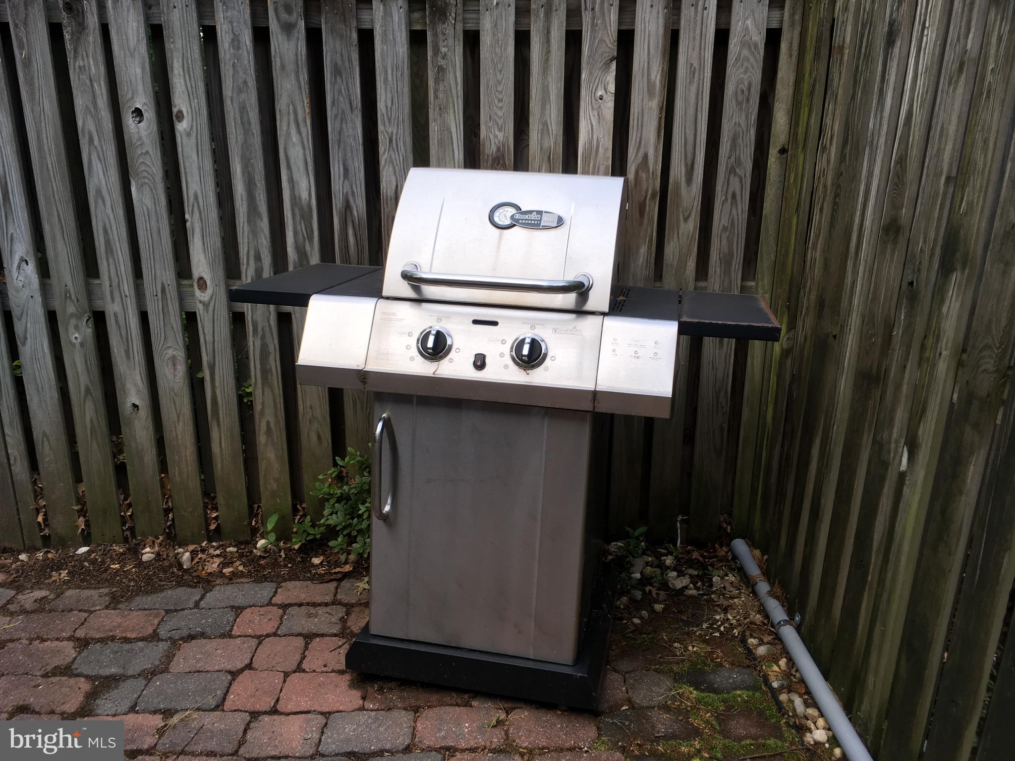 FAIRLINGTON VILLAGES - Residential