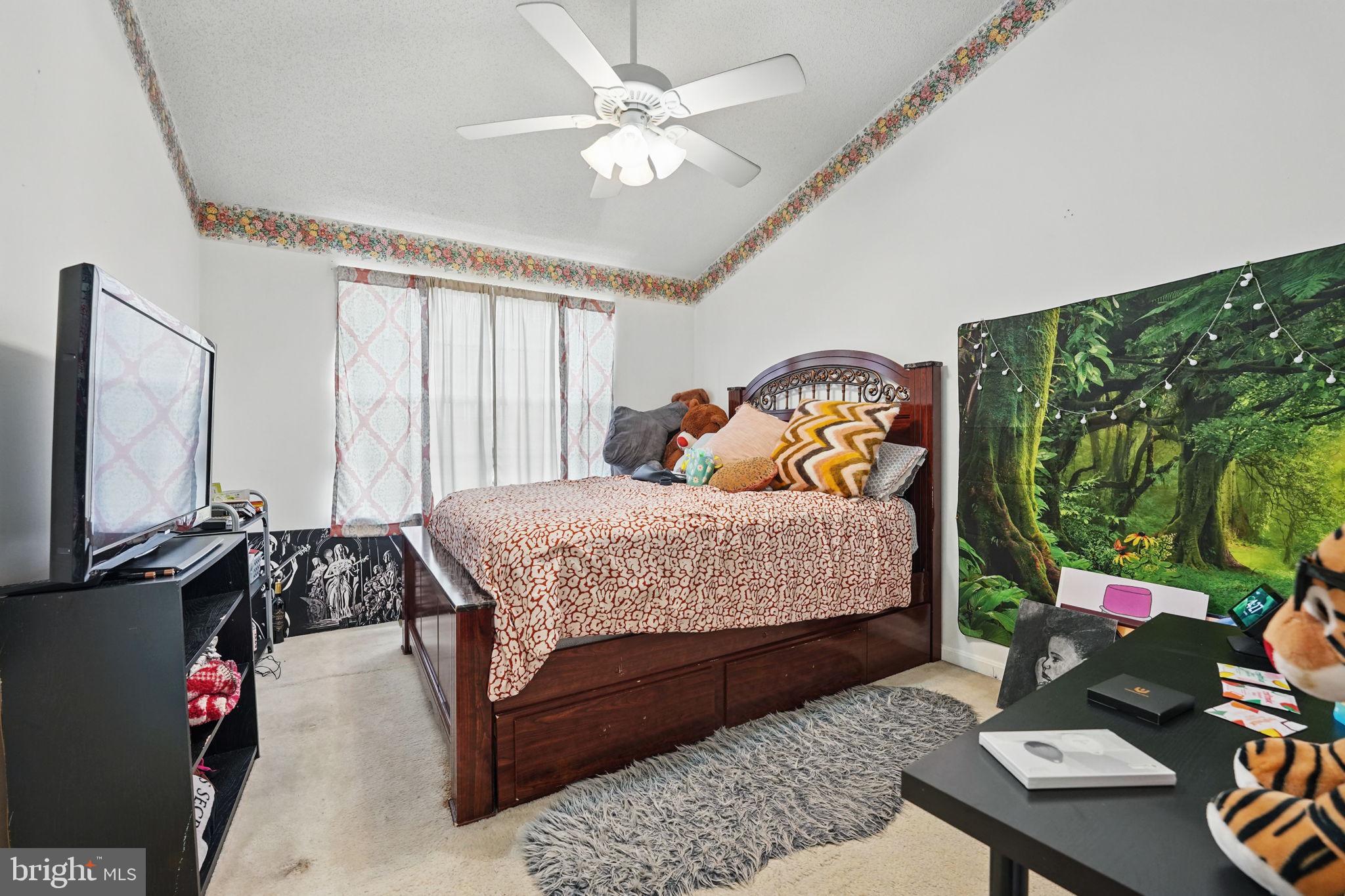 RIVER OAKS - Residential