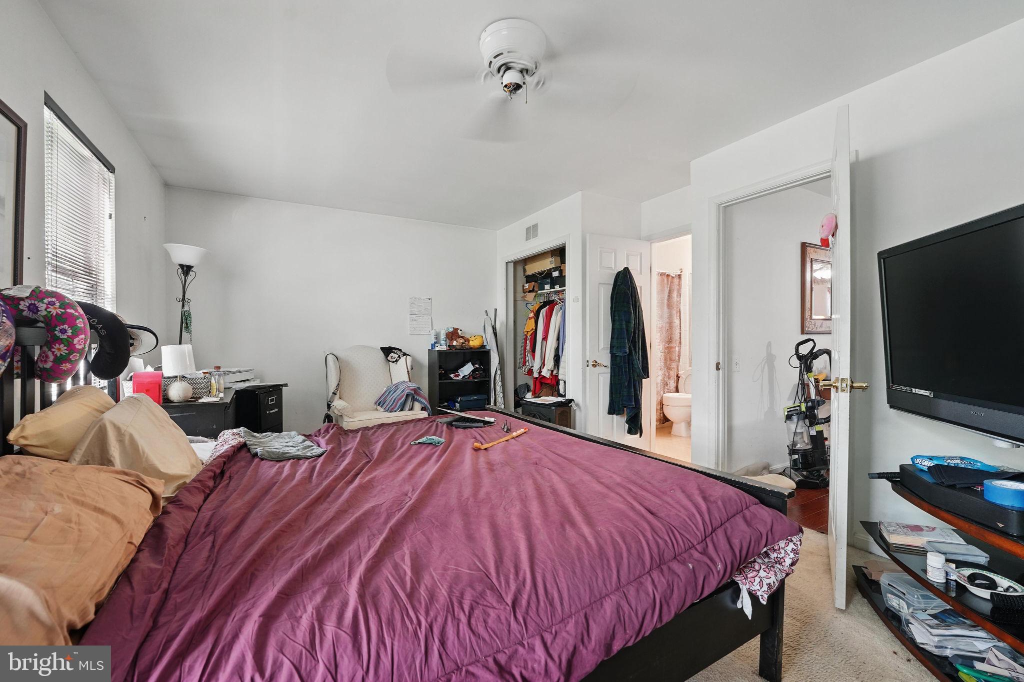 RIVER OAKS - Residential