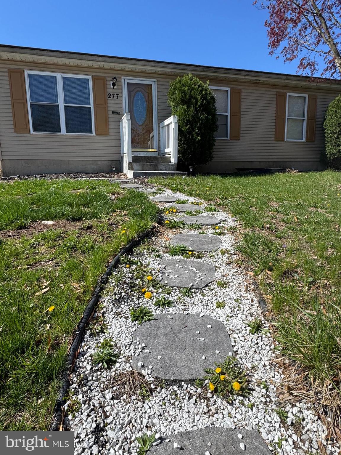 FREETOWN VILLAGE - Residential Lease