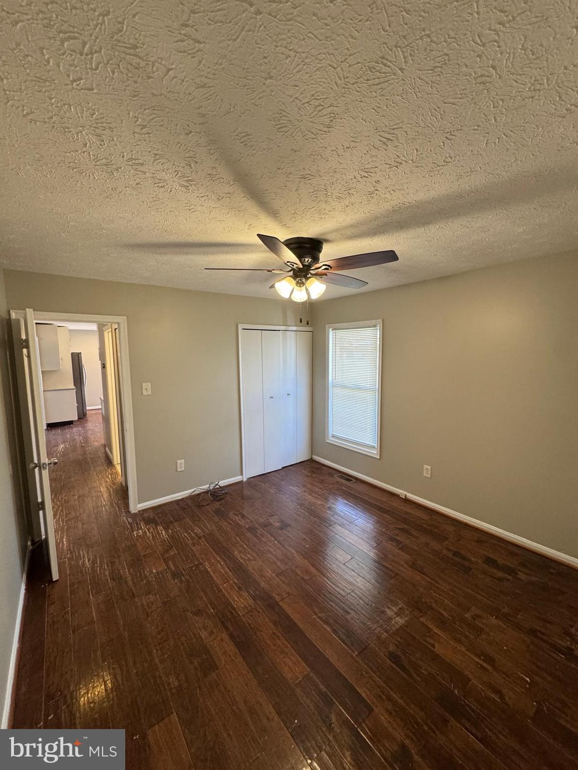 FREETOWN VILLAGE - Residential Lease