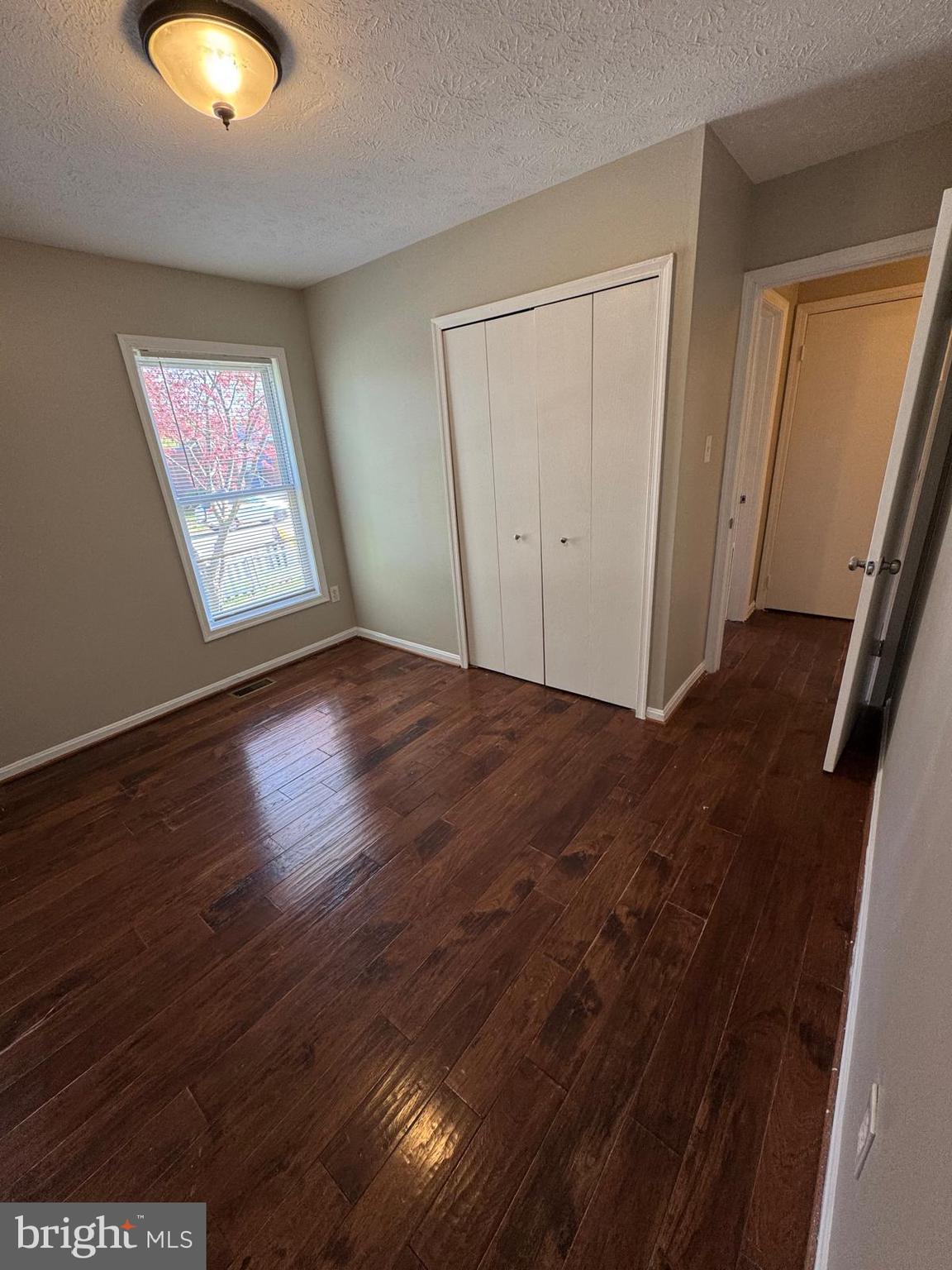 FREETOWN VILLAGE - Residential Lease