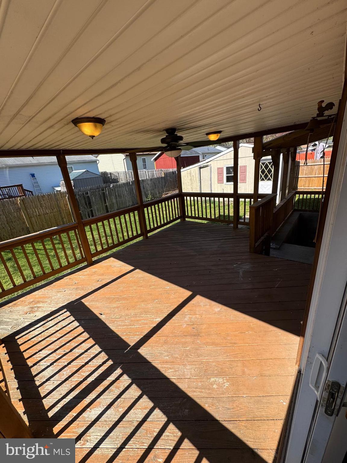 FREETOWN VILLAGE - Residential Lease