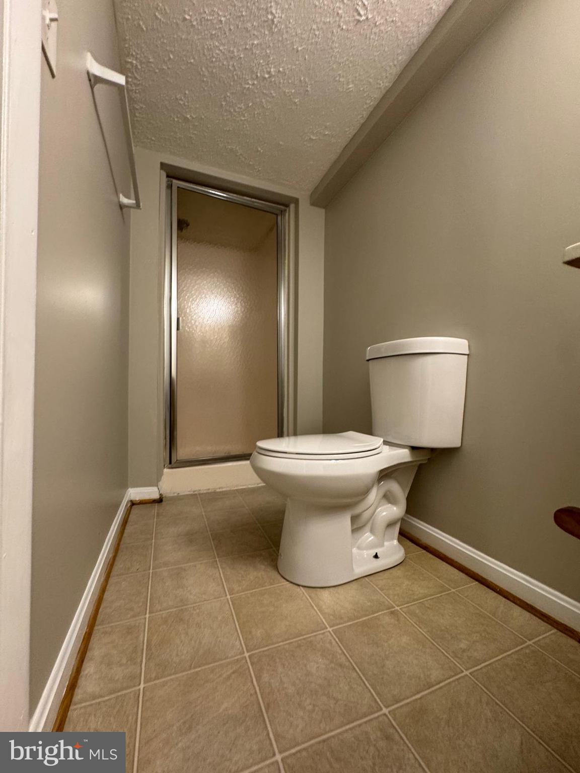 FREETOWN VILLAGE - Residential Lease