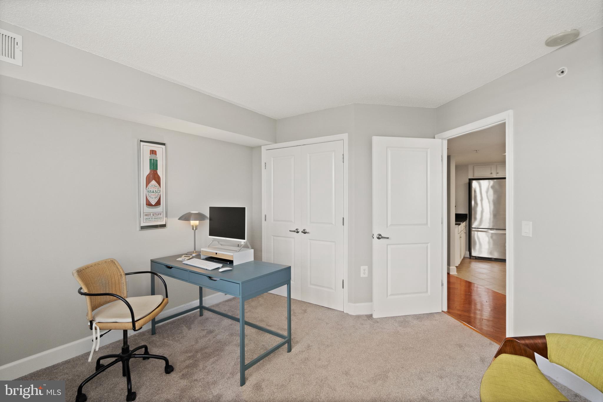 CARLTON HOUSE - Residential