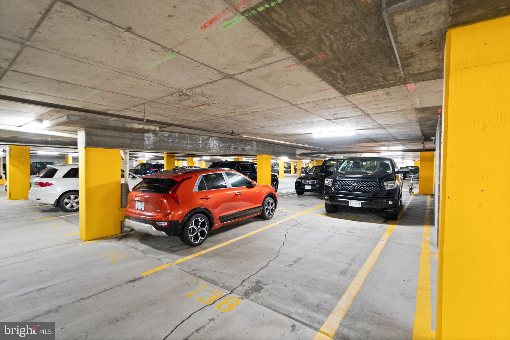 CARLTON HOUSE - Residential